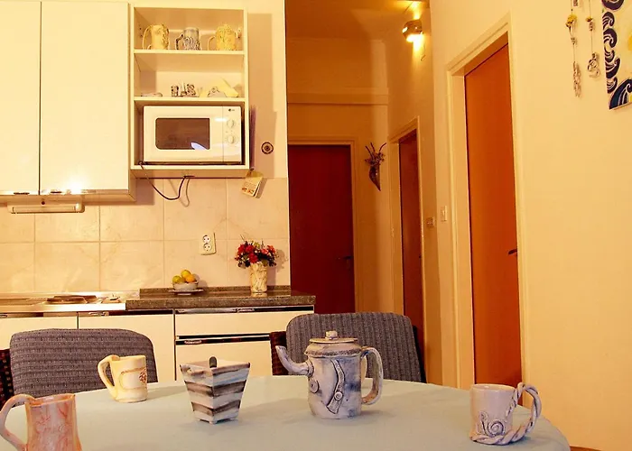 For Four Persons With Sea View In Near The Trogir